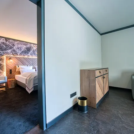 Fourside Messe, Trademark Collection By Wyndham 4* Salzburg