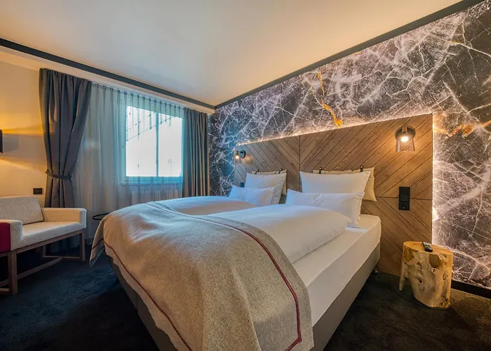 Fourside Messe, Trademark Collection By Wyndham Hotel 4*