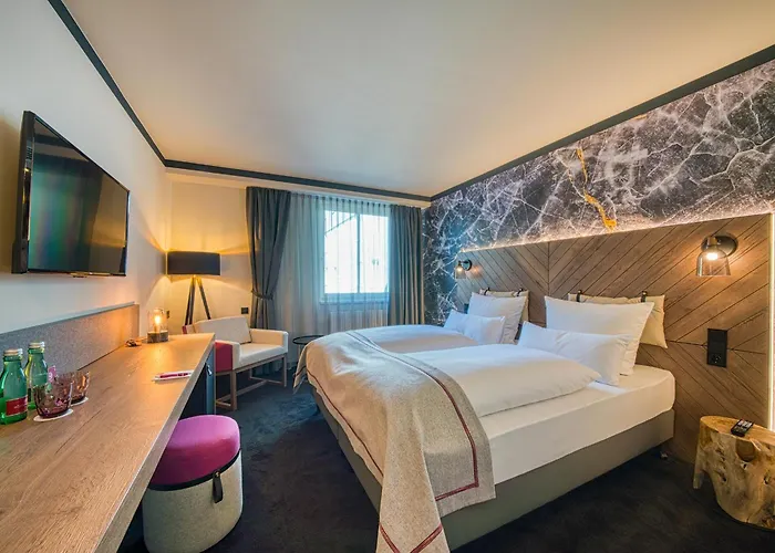 Hotel Fourside Messe, Trademark Collection By Wyndham 4*