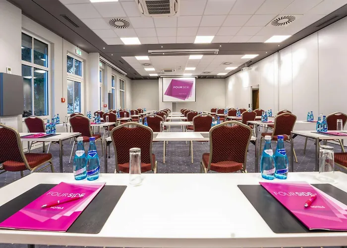 Hotel Fourside Messe, Trademark Collection By Wyndham 4*
