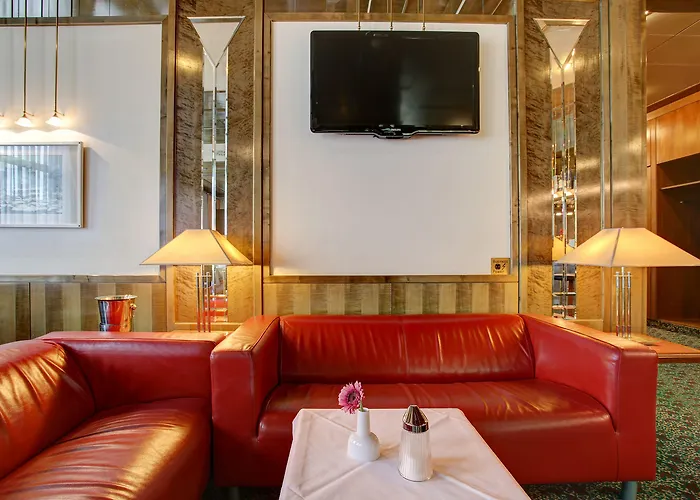 Hotel Fourside Messe, Trademark Collection By Wyndham 4*