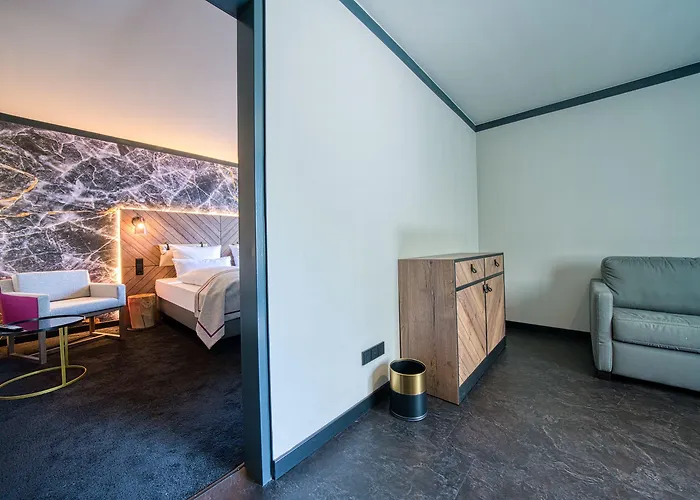 Fourside Messe, Trademark Collection By Wyndham 4* Salzburg