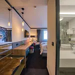 Hotel Fourside Messe, Trademark Collection By Wyndham