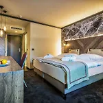 Fourside Messe, Trademark Collection By Wyndham 4*