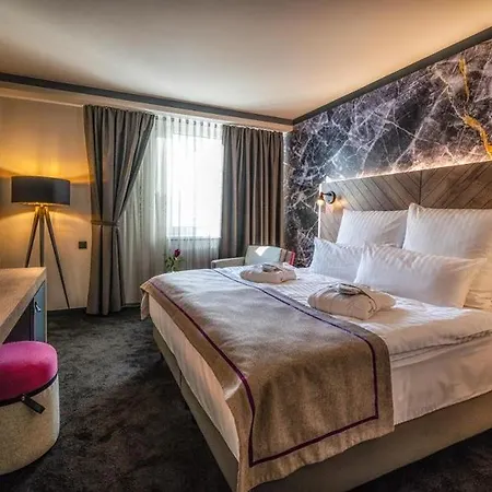 Plaza Messe Hotel