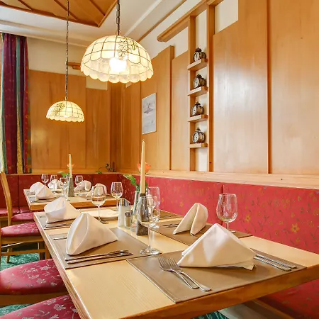 Plaza Messe Hotel Solnohrad