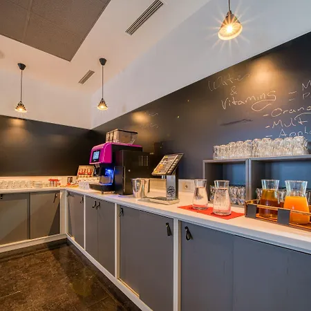 酒店 Fourside Messe, Trademark Collection By Wyndham 4*