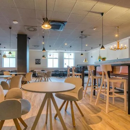 Hotel Plaza Messe 4*