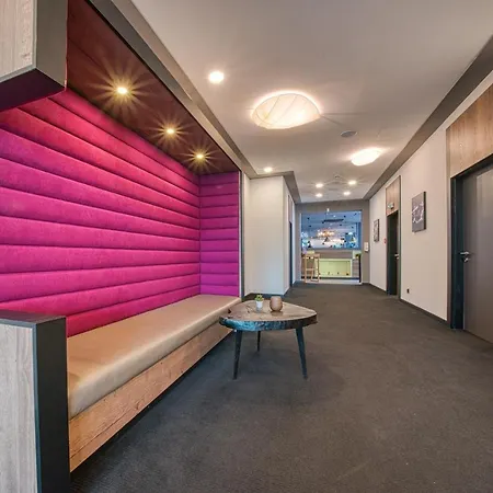 Fourside Messe, Trademark Collection By Wyndham 4* Salzburg