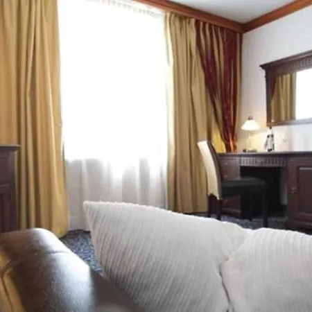 Plaza Messe Hotell 4*