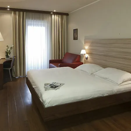 Hotell Plaza Messe Salzburg