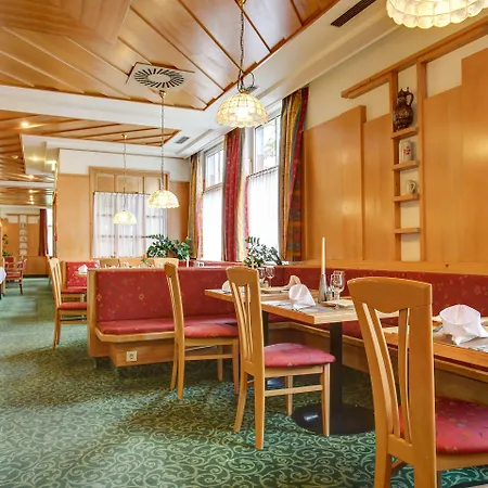 Fourside Messe, Trademark Collection By Wyndham Hotel 4*